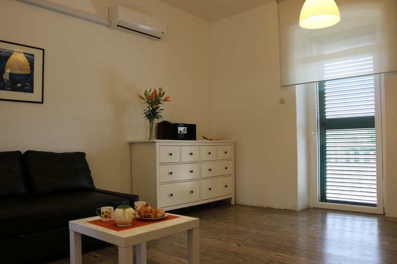 Villa Zwei Zedern Pićan 외부 사진